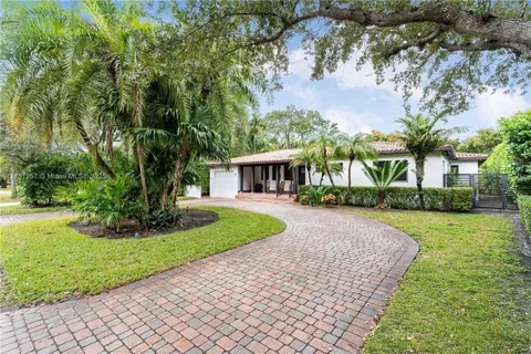 1133 Placetas Ave, Coral Gables, FL MLS: A11751257
