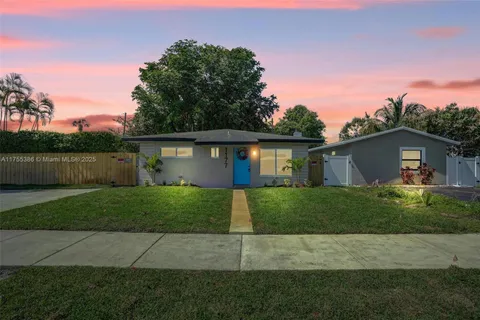 1177 NW 30th Ave, Fort Lauderdale, FL 33311 - MLS#: A11755386