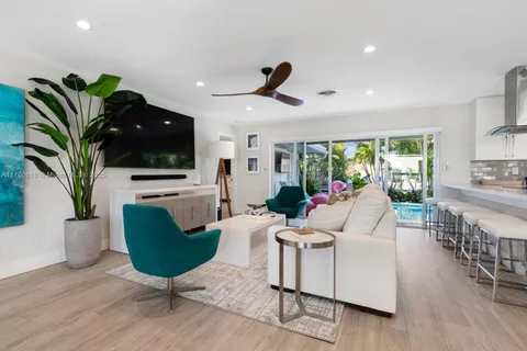 5821 NE 14th Way, Fort Lauderdale, FL MLS: A11790616