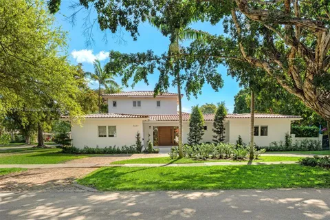 5601 San Vicente St, Coral Gables, FL MLS: A11770751