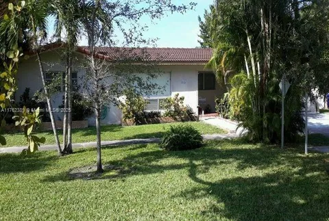 3805 Johnson St, Hollywood, FL MLS: A11762389