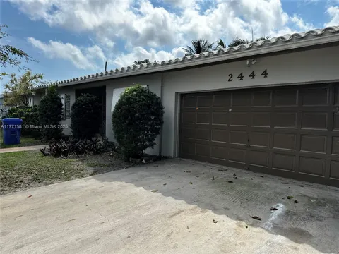 2444 Plunkett St, Hollywood, FL 33020 - MLS#: A11771581