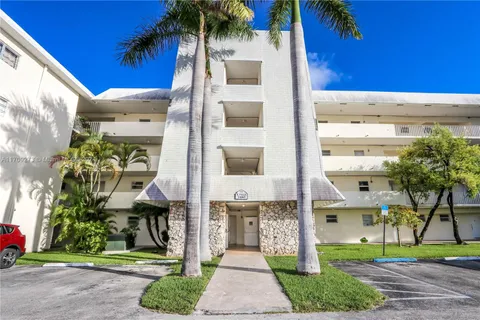 7410 SW 82nd St Unit K405, Miami, FL 33143 - MLS#: A11709273