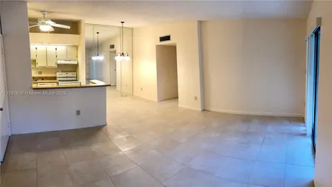 9674 S Belfort Cir Unit 202, Tamarac, FL MLS: A11781618