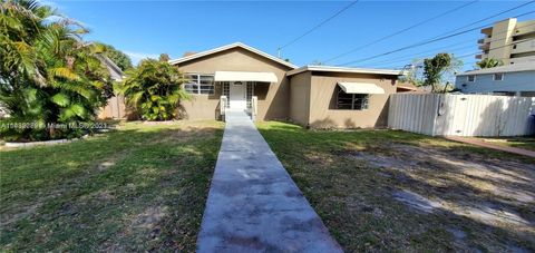 4257 NW 3rd St, Miami, FL 33126 - MLS#: A11439089