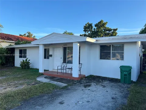 8340 SW 44th St, Miami, FL 33155 - MLS#: A11752243