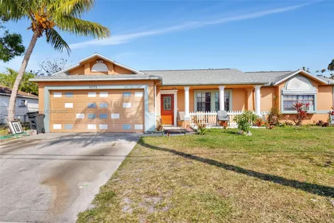 1373 SE Floresta Dr, Port St. Lucie, FL MLS: A11765918