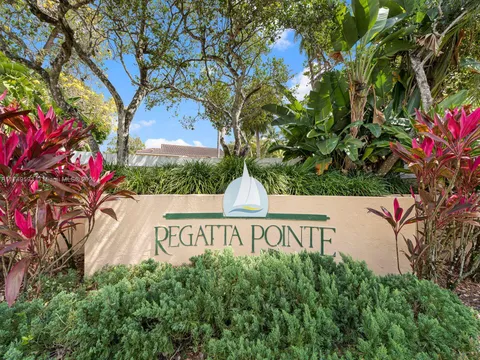 14817 Balgowan Rd Unit 104-5, Miami Lakes, FL MLS: A11749593