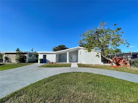 6729 Petunia Dr, Miramar, FL 33023 - MLS#: A11759348