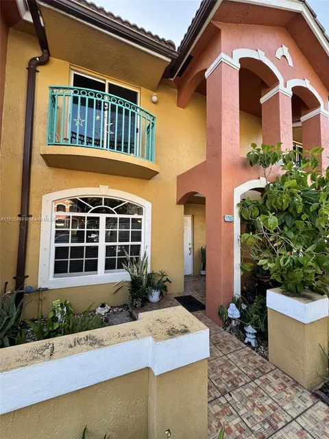 7005 NW 173rd Dr Unit 1702, Hialeah, FL MLS: A11805446