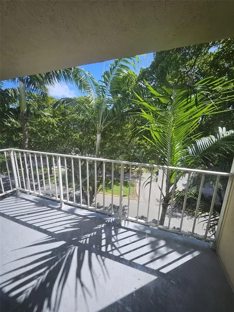 1805 Sans Souci Blvd Unit 527, North Miami, FL 33181 - MLS#: A11687900