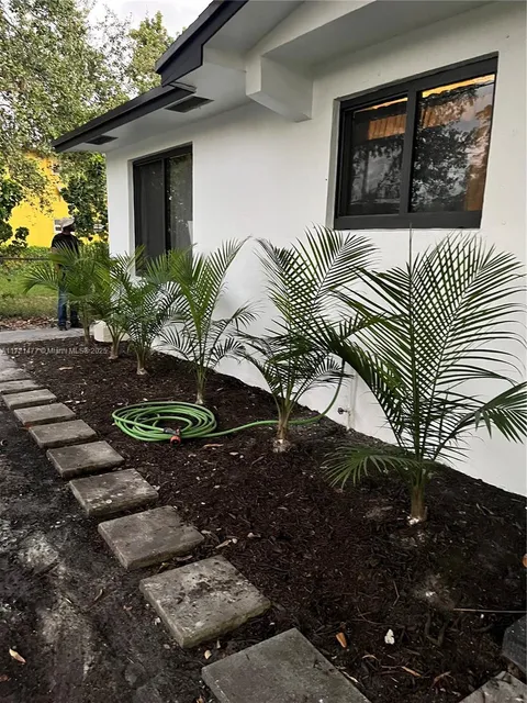 780 NW 57th St, Miami, FL 33127 - MLS#: A11721477