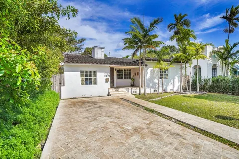 2271 SW 24th Ter, Miami, FL 33145 - MLS#: A11747515