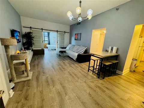 20515 E Country Club Dr Unit 148, Aventura, FL MLS: A11790549