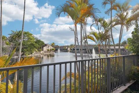 8385 Rednock Ln, Miami Lakes, FL 33016 - MLS#: A11781862
