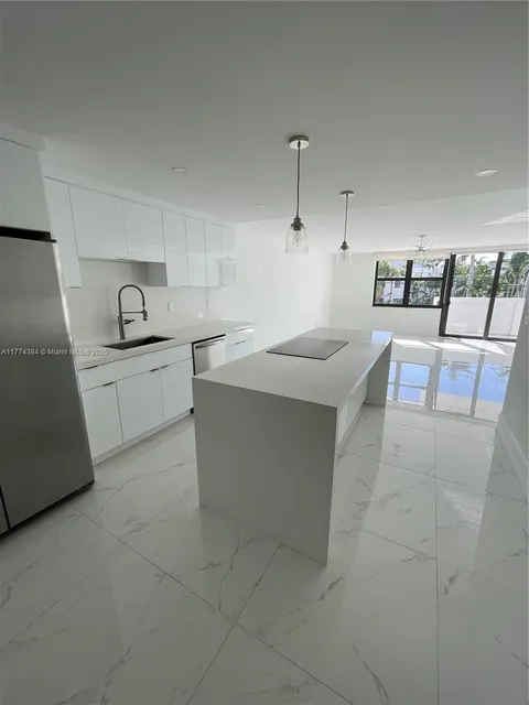 10101 E Bay Harbor Dr Unit 201, Bay Harbor Islands, FL MLS: A11774384