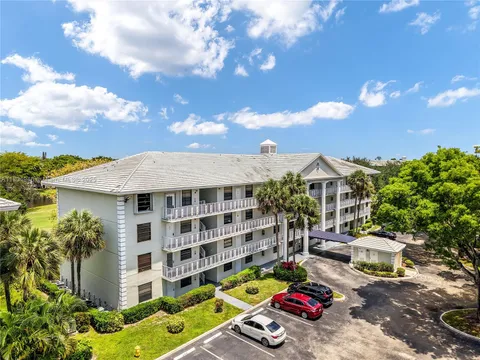 1709 Whitehall Dr Unit 306, Davie, FL MLS: A11804946