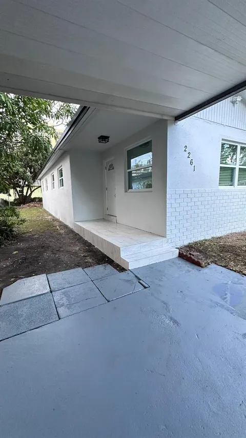 2261 NW 51st Ter, Miami, FL MLS: A11793061
