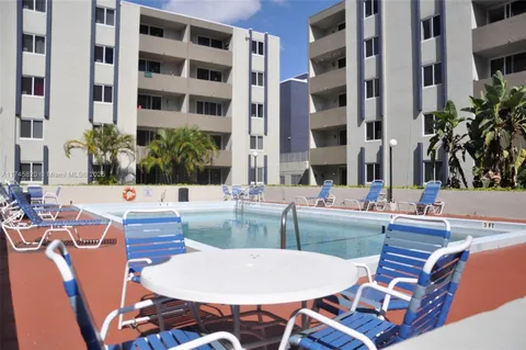 10090 NW 80th Ct Unit 1447, Hialeah Gardens, FL MLS: A11745820