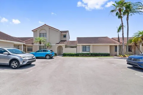 6358 NW 170th Ter, Hialeah, FL MLS: A11805675