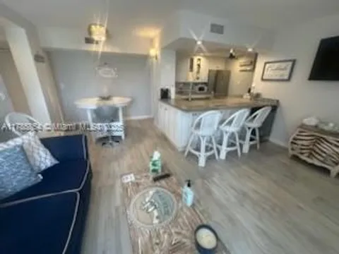 1050 SE 15th St Unit 500, Fort Lauderdale, FL MLS: A11785854