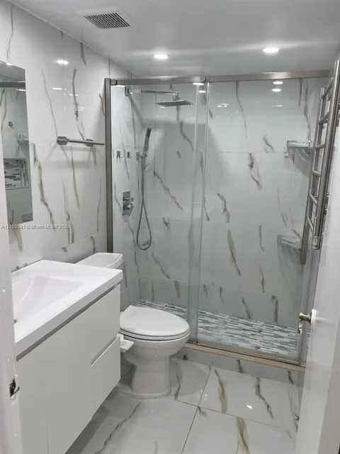 1885 W 56th St Unit 209, Hialeah, FL MLS: A11760541
