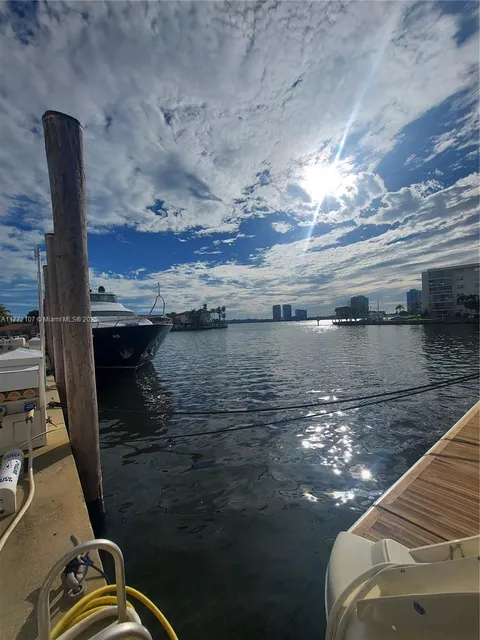 1000 W Island Blvd Unit 2002, Aventura, FL MLS: A11772107