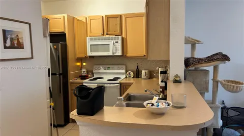 6001 SW 70th St Unit 623, South Miami, FL 33143 - MLS#: A11737953