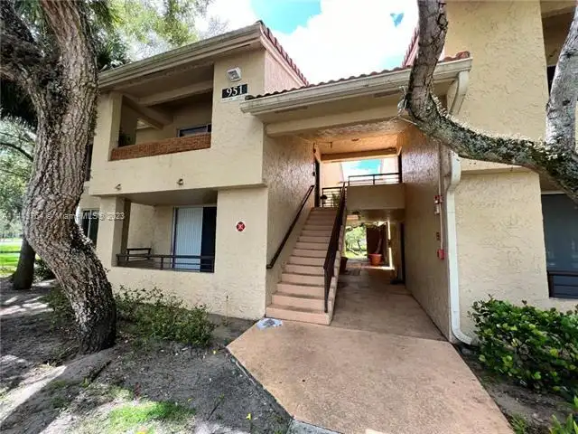 951 Lyons Rd Unit 6206  