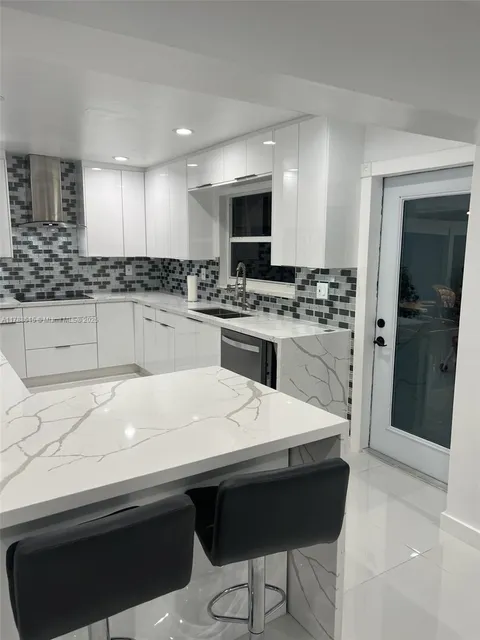 521 SW 119th Ave, Miami, FL MLS: A11788615