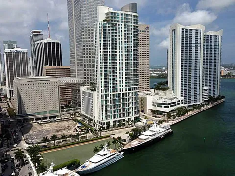 475 Brickell Ave Unit 2415, Miami, FL 33131 - MLS#: A11565531