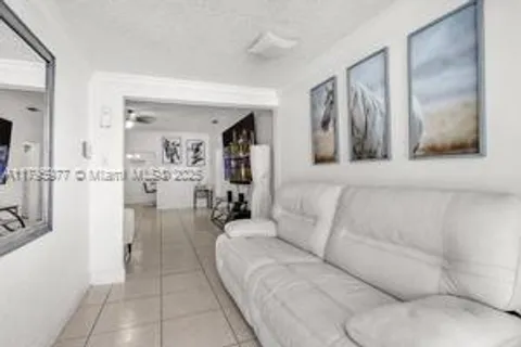 3275 NW 95th St, Miami, FL MLS: A11795977