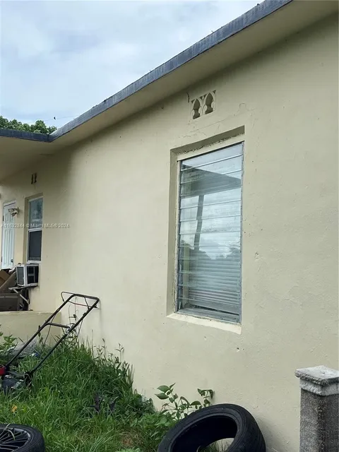 Homestead, FL 33033