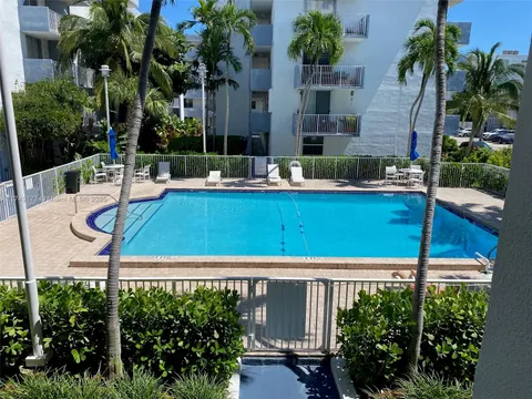 North Bay Village, FL 33141