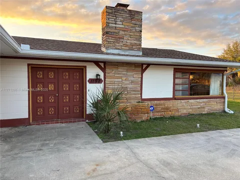 1198 N Country Club Dr, Crystal River, FL MLS: A11771296