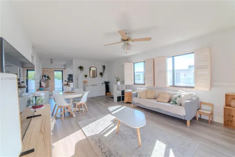 2924 Day Ave Unit PH4N, Miami, FL 33133 - MLS#: A11758209