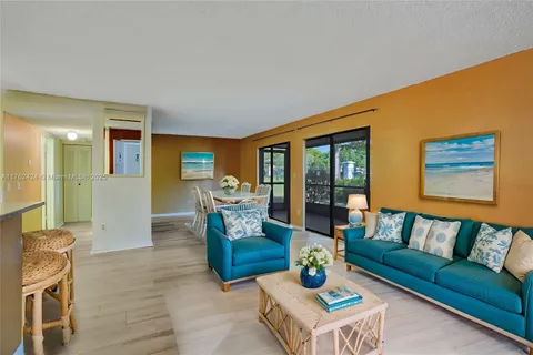 7154 Ashmont Cir Unit 102, Tamarac, FL 33321 - MLS#: A11762424