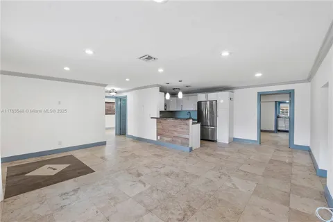 1541 SW 52nd Ave, Plantation, FL MLS: A11763548