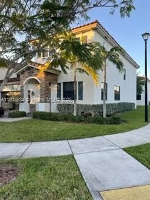 3501 W 92nd Pl, Hialeah, FL MLS: A11803534