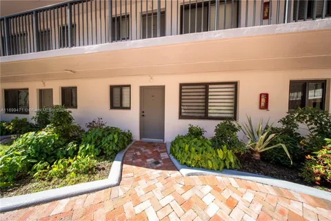 2930 Day Ave Unit N104, Miami, FL 33133 - MLS#: A11699471