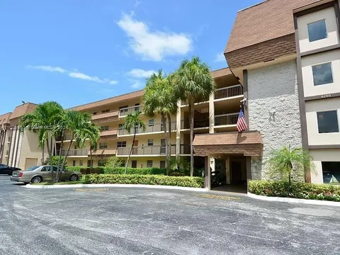 6100 NW 2nd Ave Unit 330, Boca Raton, FL 33487 - MLS#: A11605660