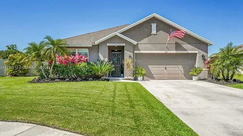 3113 Yellowstone Cir, Fort Pierce, FL MLS: A11788213