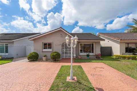 12782 NW 103rd Ave, Hialeah Gardens, FL 33018 - MLS#: A11763809