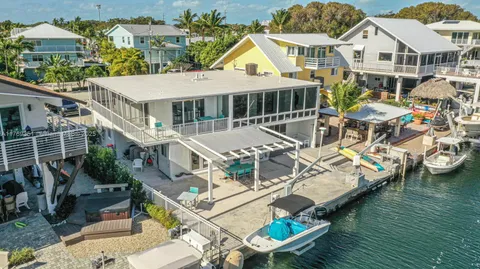 1207 Mockingbird Rd, Key Largo, FL MLS: A11769351