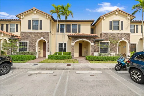 8881 W 35th Ln Unit 8881, Hialeah, FL 33018 - MLS#: A11775451