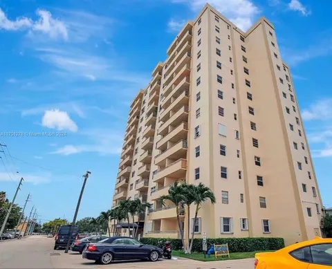 900 NE 18th Ave Unit 205, Fort Lauderdale, FL 33304 - MLS#: A11701278