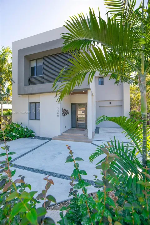 3480 Oak Ave, Coconut Grove, FL MLS: A11736112