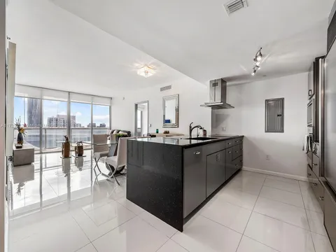 495 Brickell Ave Unit 5203, Miami, FL 33131 - MLS#: A11729217