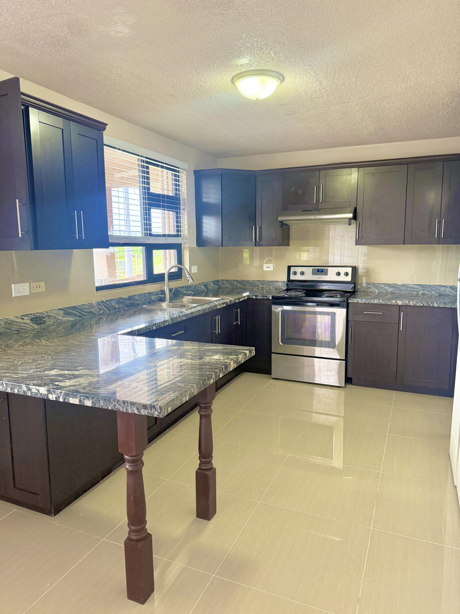 Dero Road Rt 16, Benbea Apt 306