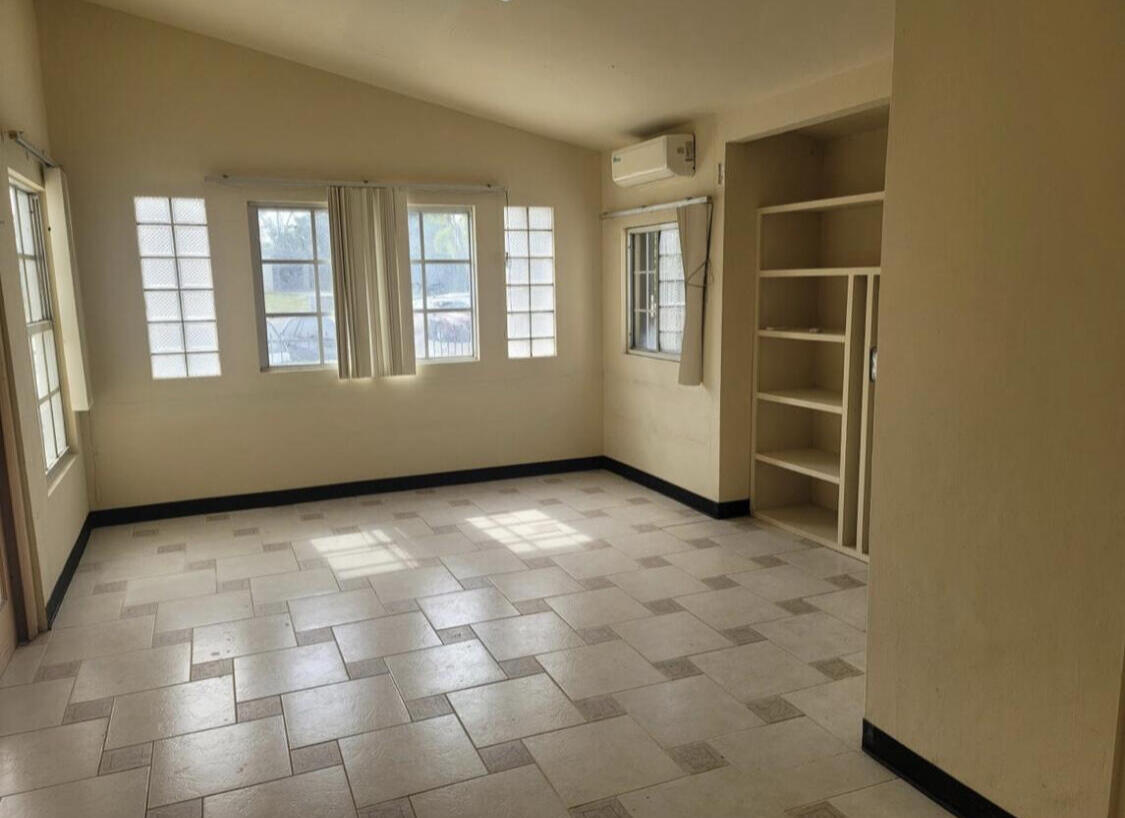 157 Chrysanthemum Lane